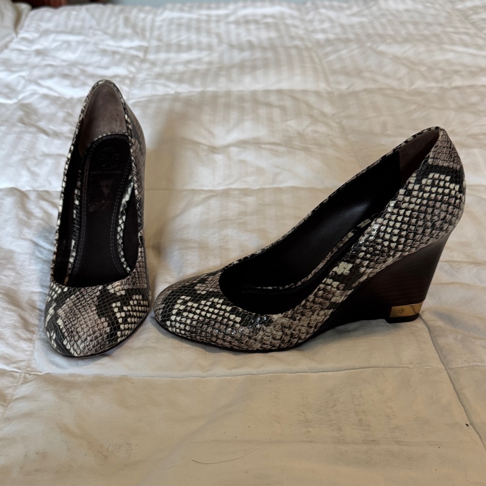 Tory Burch Black and Gray Snakeskin Wedges